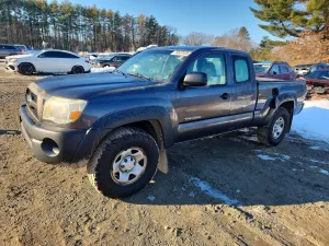 2011 TOYOTA TACOMA