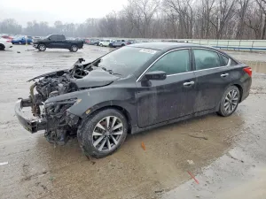 2017 NISSAN ALTIMA
