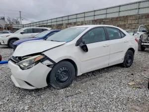 2015 TOYOTA COROLLA