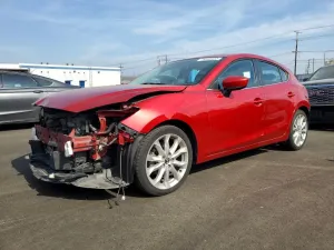 2015 MAZDA 3