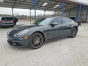 2017 PORSCHE PANAMERA