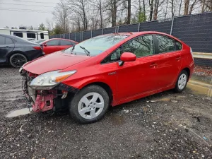 2011 TOYOTA PRIUS THRE