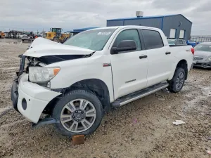 2013 TOYOTA TUNDRA