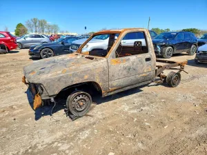 1994 TOYOTA PICKUP BAS