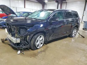 2015 TOYOTA HIGHLANDER