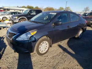 2017 NISSAN VERSA