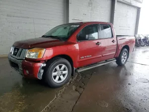 2014 NISSAN TITAN