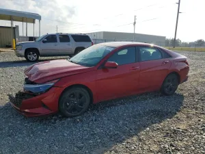 2022 HYUNDAI ELANTRA