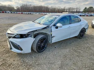2022 TOYOTA CAMRY