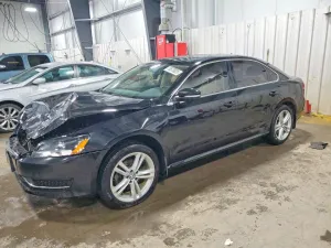 2015 VOLKSWAGEN PASSAT