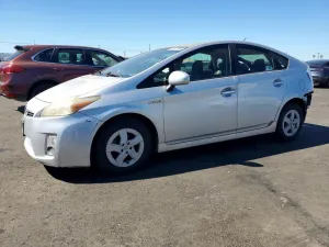 2011 TOYOTA PRIUS