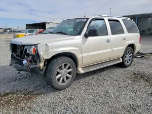2002 CADILLAC ESCALADE