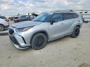 2024 TOYOTA HIGHLANDER