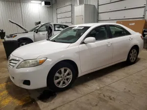 2011 TOYOTA CAMRY