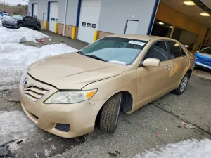 2011 TOYOTA CAMRY