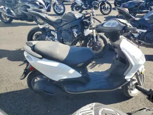 2012 PIAG SCOOTER