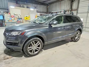 2015 AUDI Q7