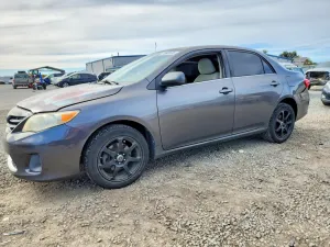 2013 TOYOTA COROLLA