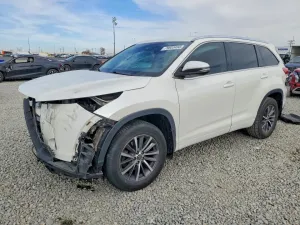 2017 TOYOTA HIGHLANDER