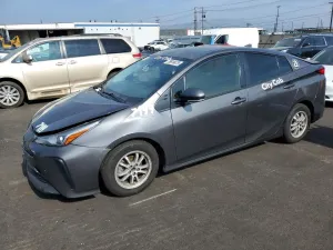 2019 TOYOTA PRIUS