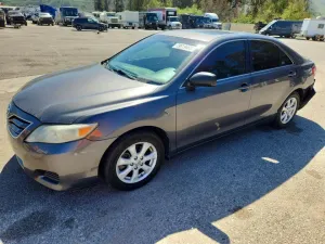 2011 TOYOTA CAMRY