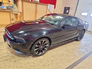 2012 FORD MUSTANG