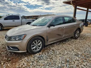 2016 VOLKSWAGEN PASSAT