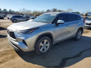 2022 TOYOTA HIGHLANDER