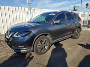2017 NISSAN ROGUE