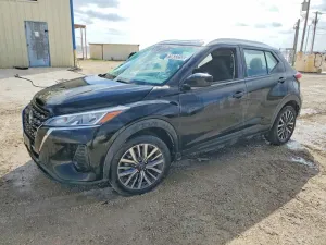 2024 NISSAN KICKS