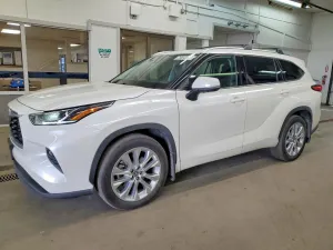 2020 TOYOTA HIGHLANDER