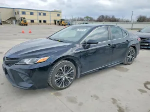 2020 TOYOTA CAMRY HYBRID
