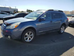 2013 SUBARU OUTBACK