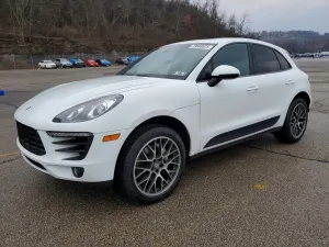 2015 PORSCHE MACAN