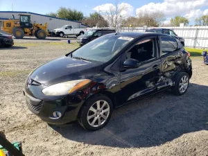 2011 MAZDA 2