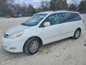 2008 TOYOTA SIENNA