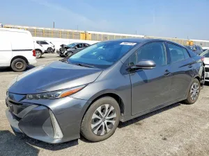 2020 TOYOTA PRIUS