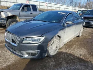 2017 LINCOLN MKZ