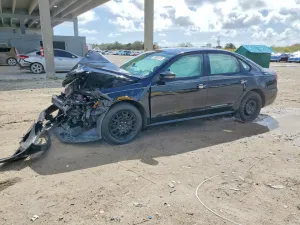 2015 VOLKSWAGEN PASSAT