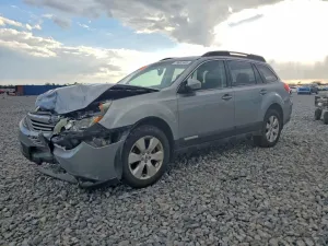 2011 SUBARU OUTBACK