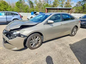 2016 TOYOTA CAMRY