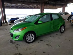 2011 MAZDA 2