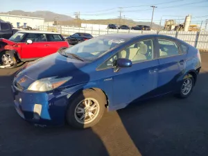 2011 TOYOTA PRIUS THRE