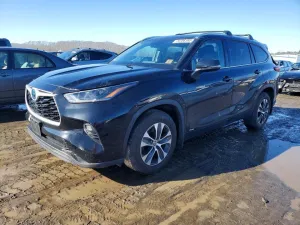 2021 TOYOTA HIGHLANDER