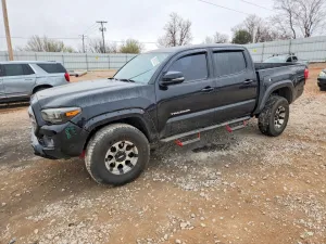 2017 TOYOTA TACOMA
