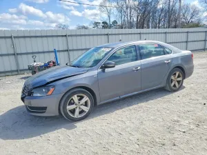 2014 VOLKSWAGEN PASSAT