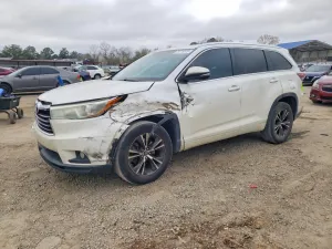 2016 TOYOTA HIGHLANDER