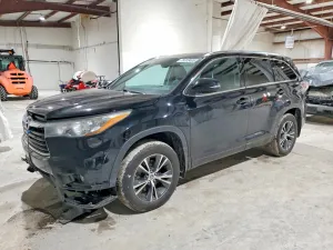 2016 TOYOTA HIGHLANDER