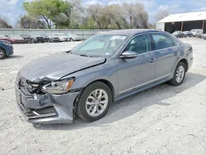 2017 VOLKSWAGEN PASSAT