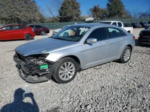 2012 CHRYSLER 200